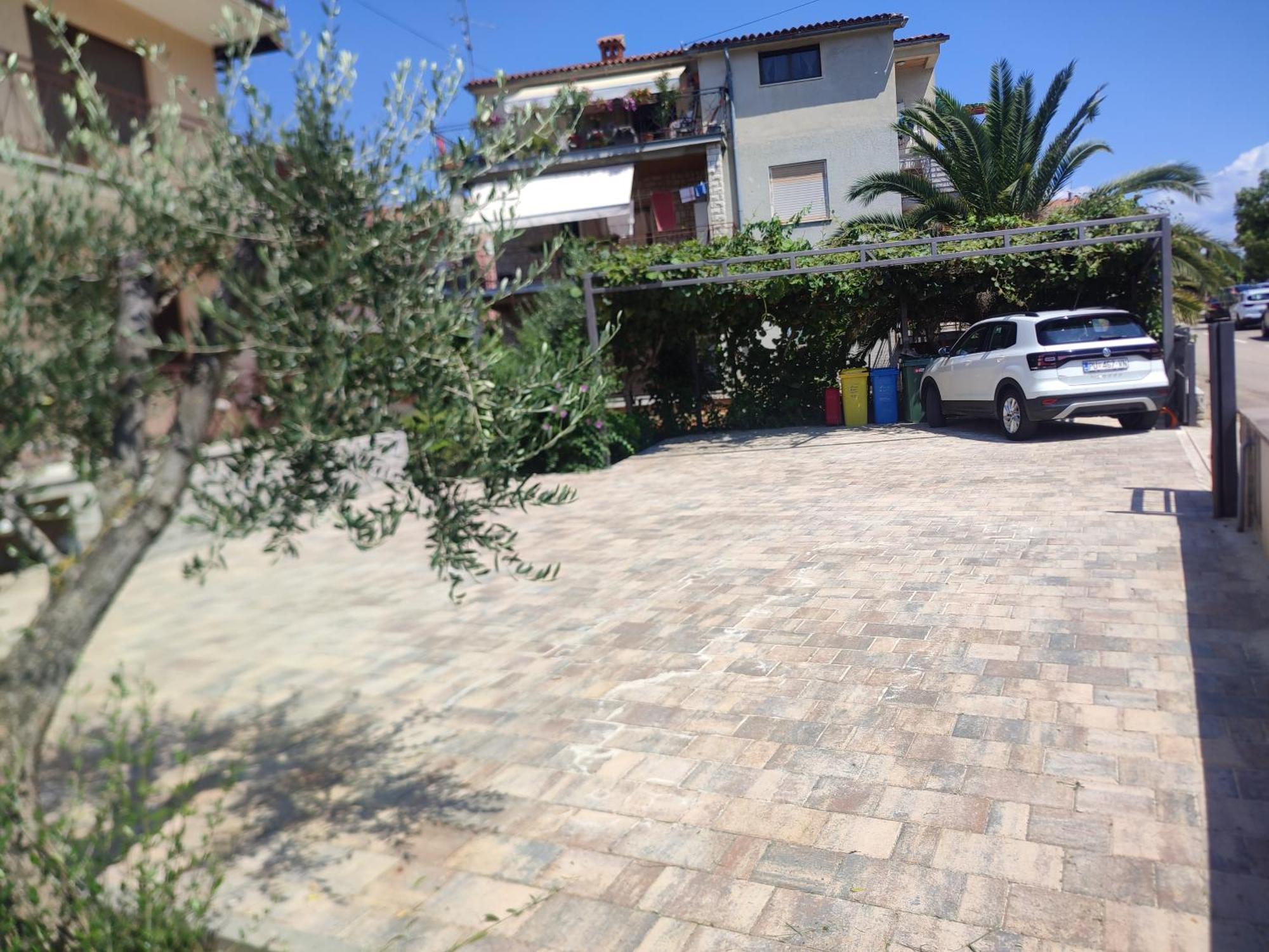 Petra Apartman *