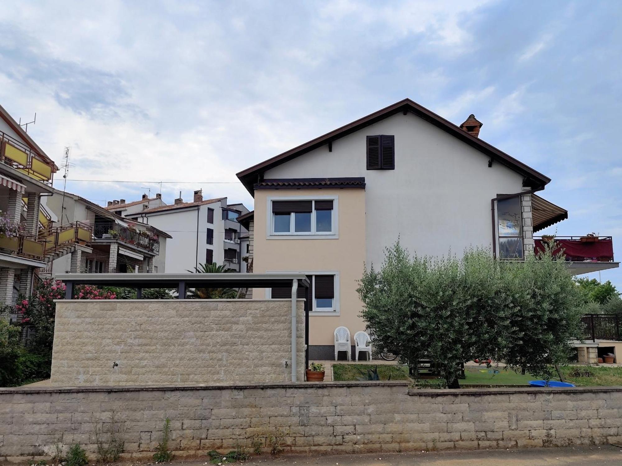 Apartment Petra