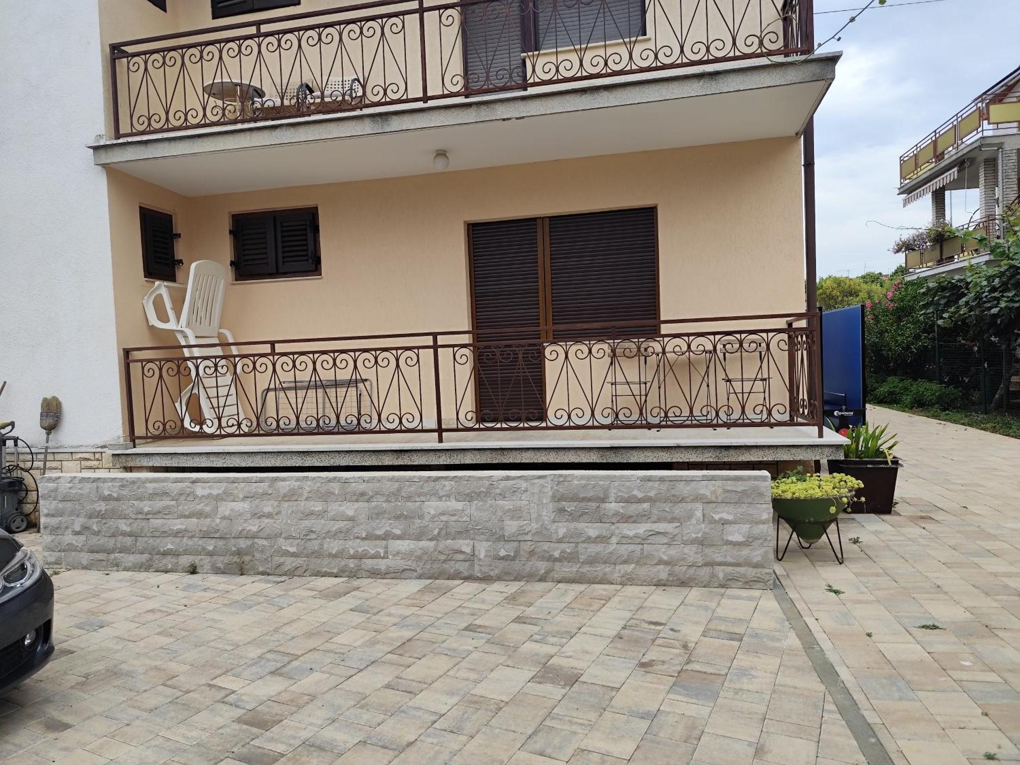 Petra Apartment *